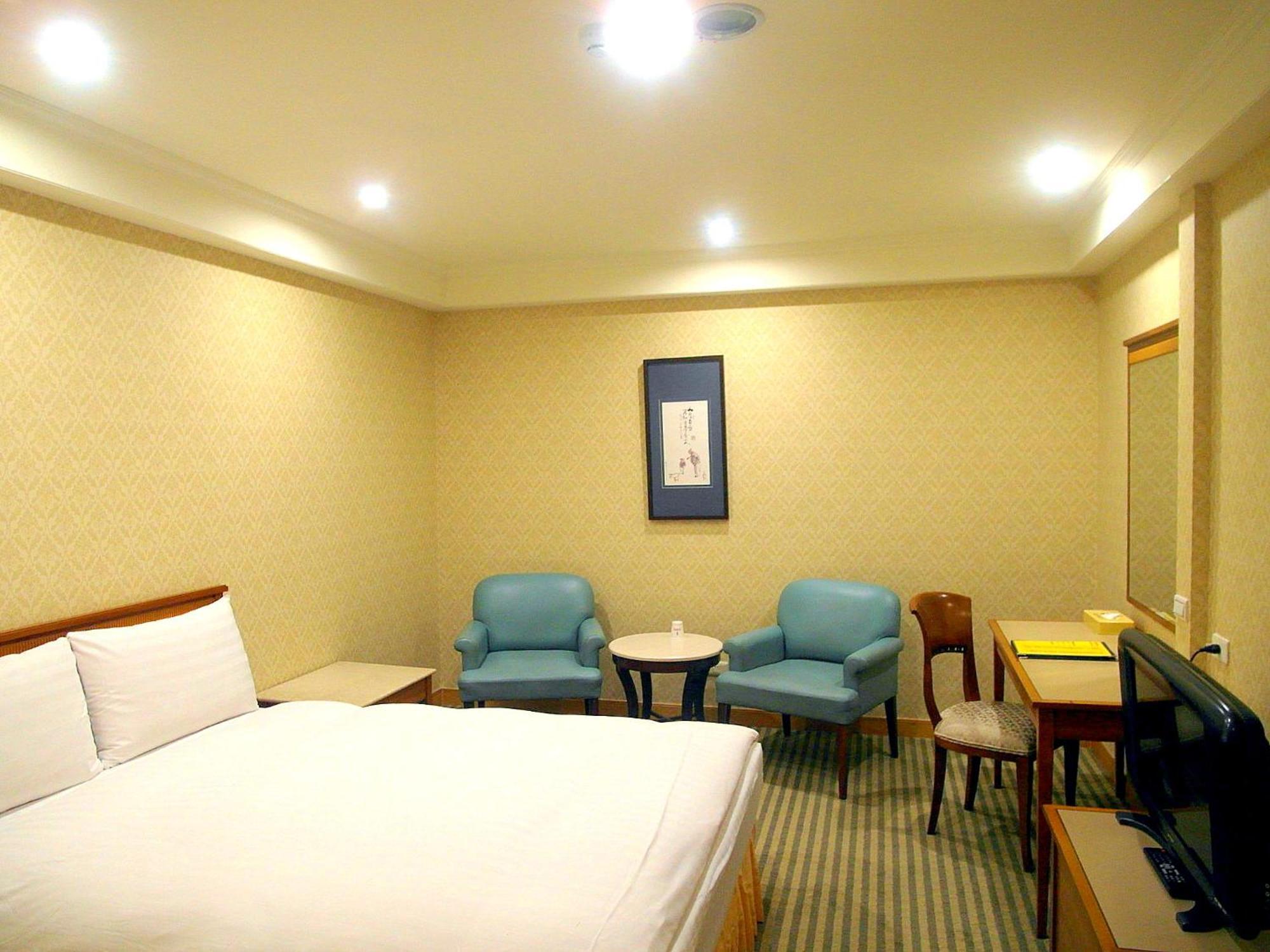 Apollo Hotel Puli Habitación foto